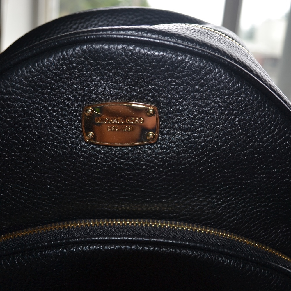 Michael Kors Backpack Abbey Leather - Picture 2 of 9